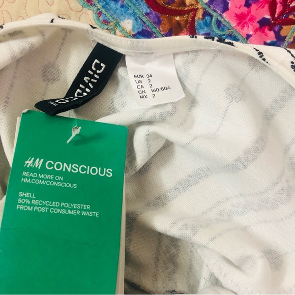 Skater dress - Picture 5 of 7